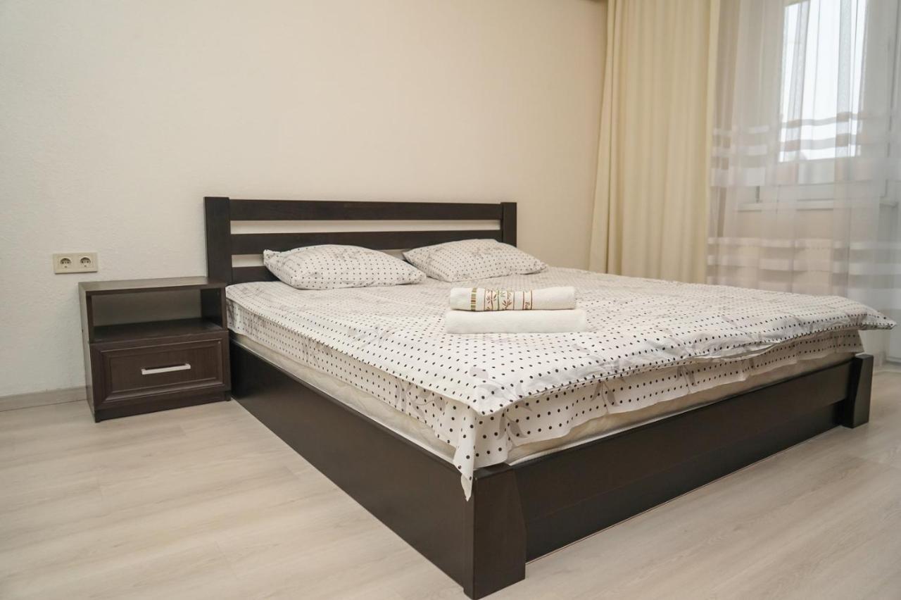 Kyiv Apartment On Chornovola 27 Экстерьер фото