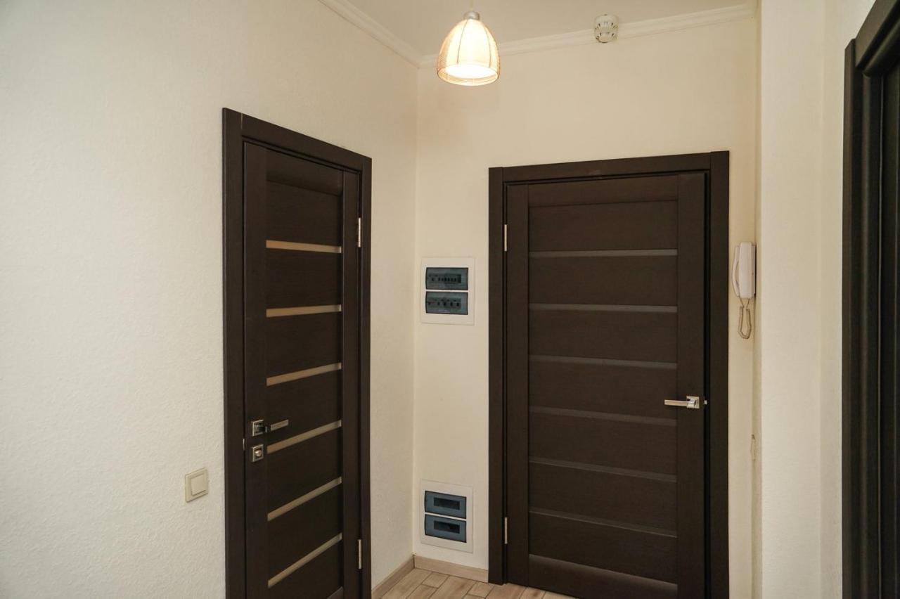 Kyiv Apartment On Chornovola 27 Экстерьер фото