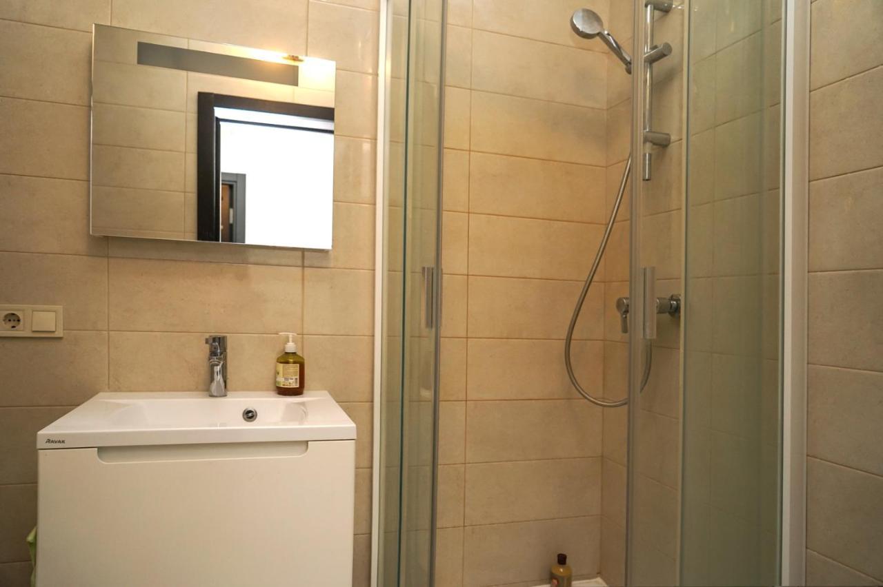 Kyiv Apartment On Chornovola 27 Экстерьер фото
